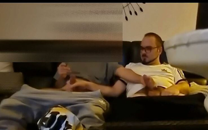 AntoGoesHunting: Nejlepší hetero kamarád se svedl