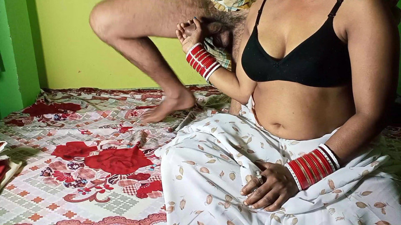 FireeCouple: Ayah tiri mengongkek awek yang datang mencari kerja