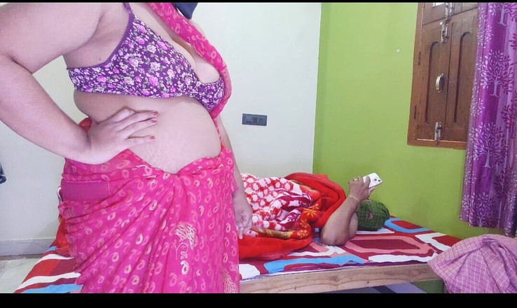 Hotty Mona: Dicke möpse, desi kamwali bai, verführt von ihrem hausbesitzer