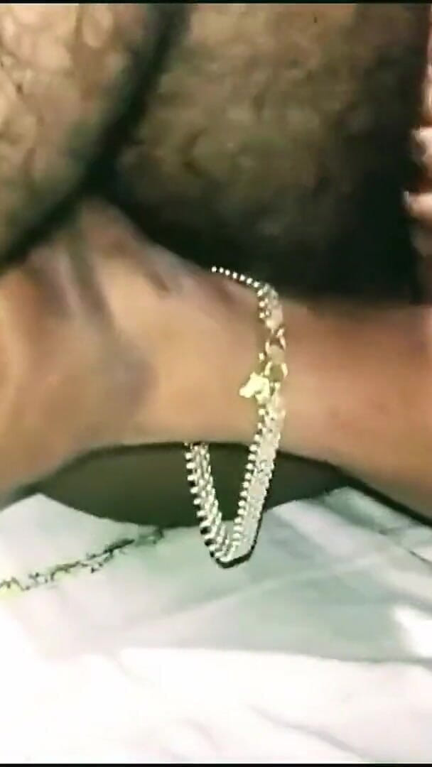 Puja bhabhi hot: India grandota corrida