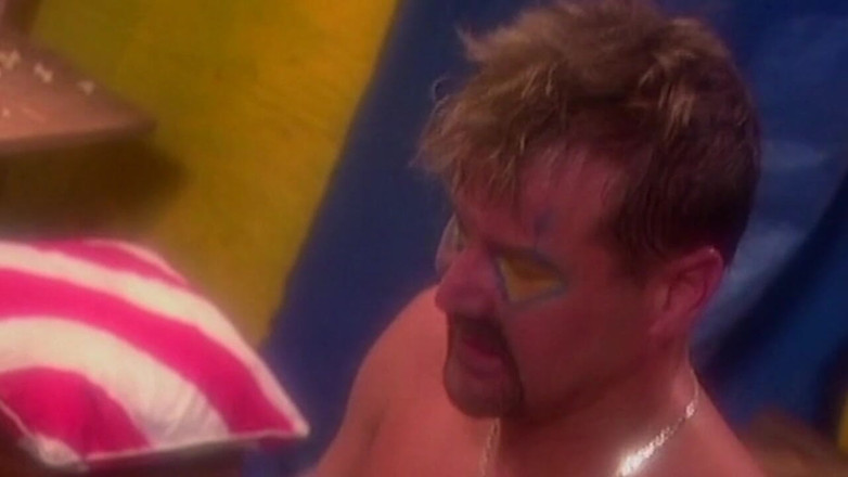 XXXEROTICONLY: いたずらなピエロのベイブが舐められ、激しく犯される