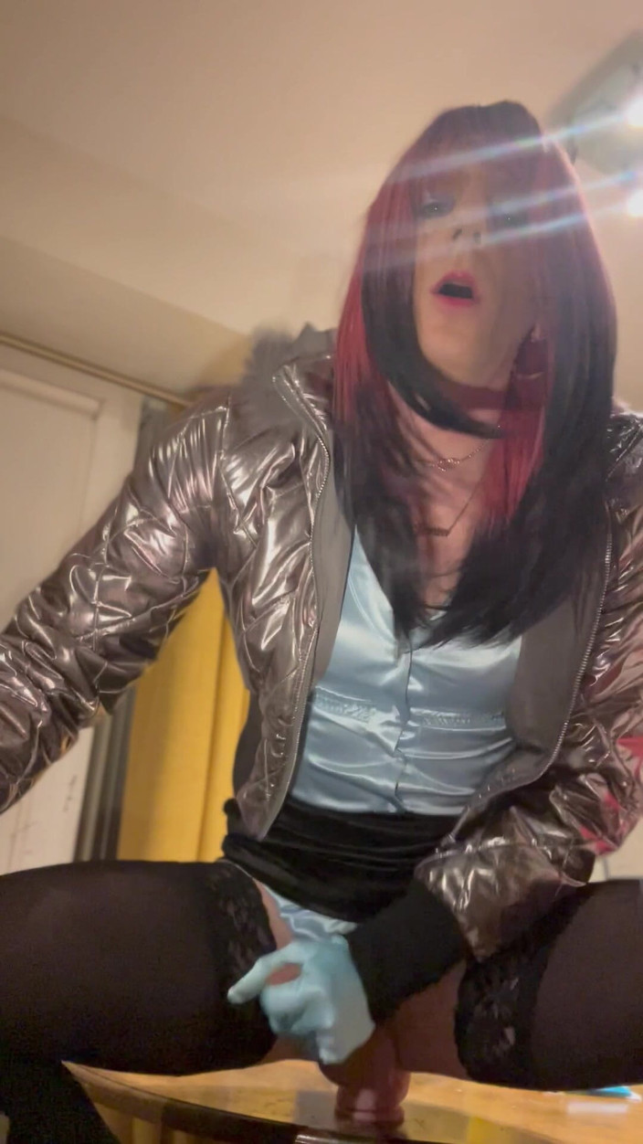 Jessica silk: Jess Silk Rider Dildo