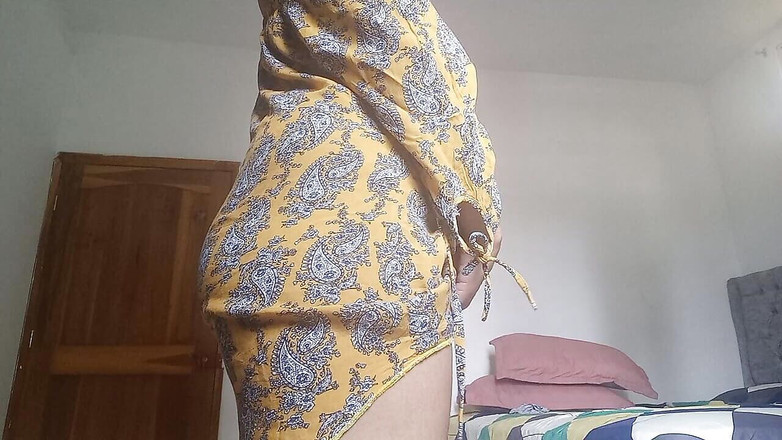 PATY PATY: Berlari dengan saya!! Si rambut coklat Mexice membuka pakaian dan...