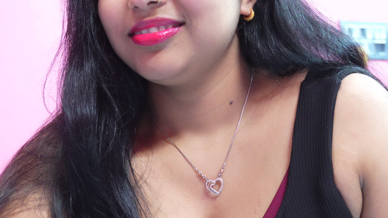 Neha bhabhi0832: Baas seks de werknemer, als de vrouw van de baas...