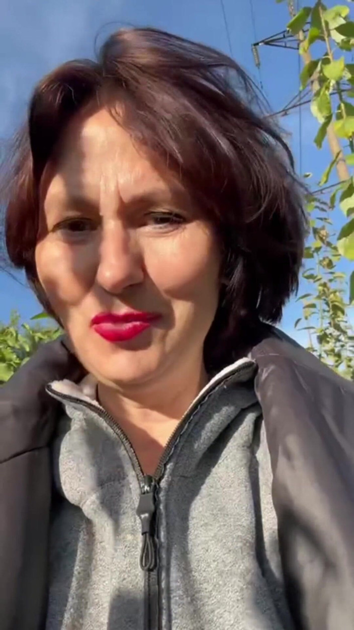 ANGELA_LADY: I Wanted to Pee and Went Into the Forest and...