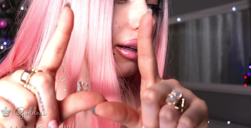 Goddess Misha Goldy: Hãy cẩn thận, video chứa rất nhiều yếu tố gây...