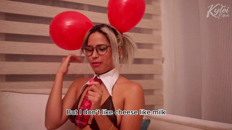 Kylei Ellish: Надутый воздушными шариками и трение, чтобы включить тебя, как никогда раньше. Kylei Ellish и Ann скачут