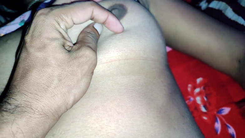 Mhjkrj054: Desi village bhabhi scopa