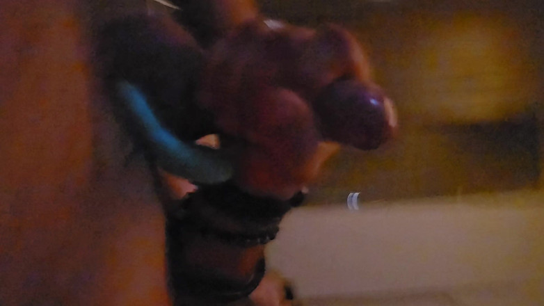 yericho2025: Plaing with Toys, Anal