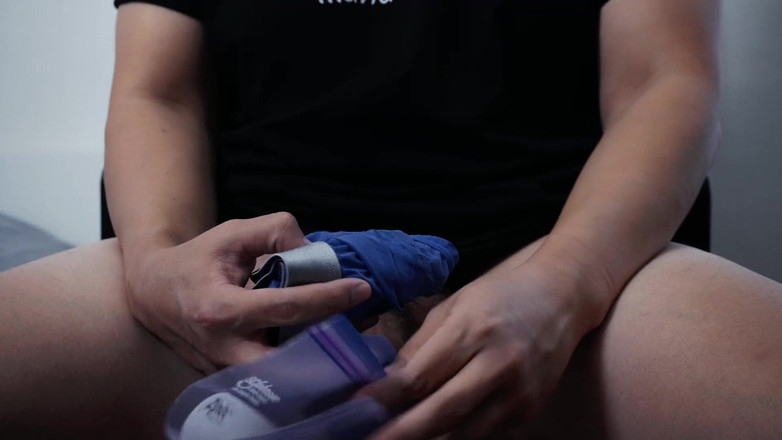 UnderXiaoQiang: Alto gemido hentai gamer mente controlado por seu controlador remoto