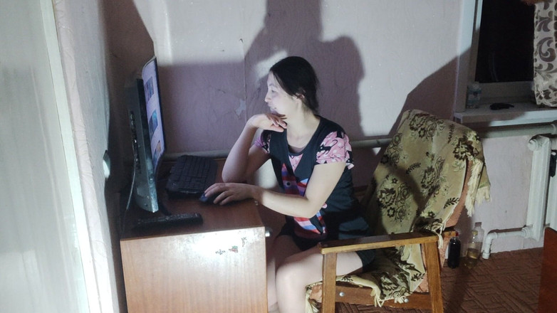 OniSoi: Zijn pik leidt me af van mijn werk