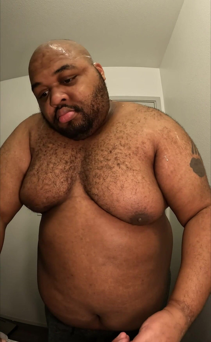 Blkhole420: 면도 비디오는 특별한 것이 아니지만 내 성장하는 배를 특징으로합니다.