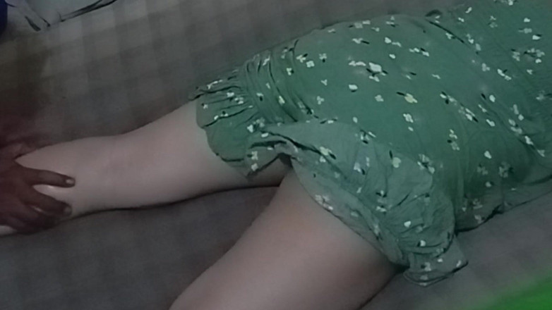 Angelina Pop: Massage plus meer mensen in hun huis