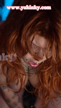 Cette Chienne Soumise Rousse Jouit Dans Stepson Latex - Amateur Francaise Salope BDSM Hard Orgasme Soumise Bondage