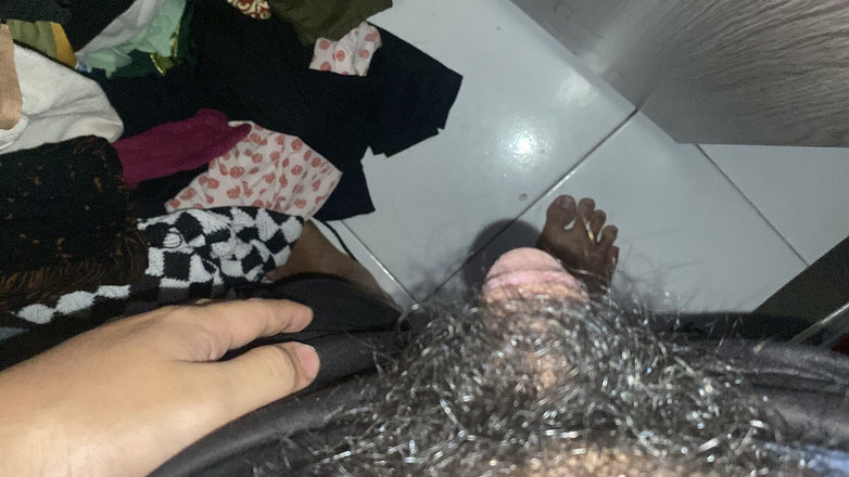 Jackson World: Přistižen při masturbaci Sám v mém pokoji amatérská sólo hra