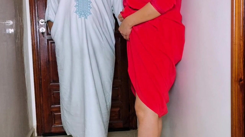 Amal Arab: Madam Amal a 2 Homme Arab