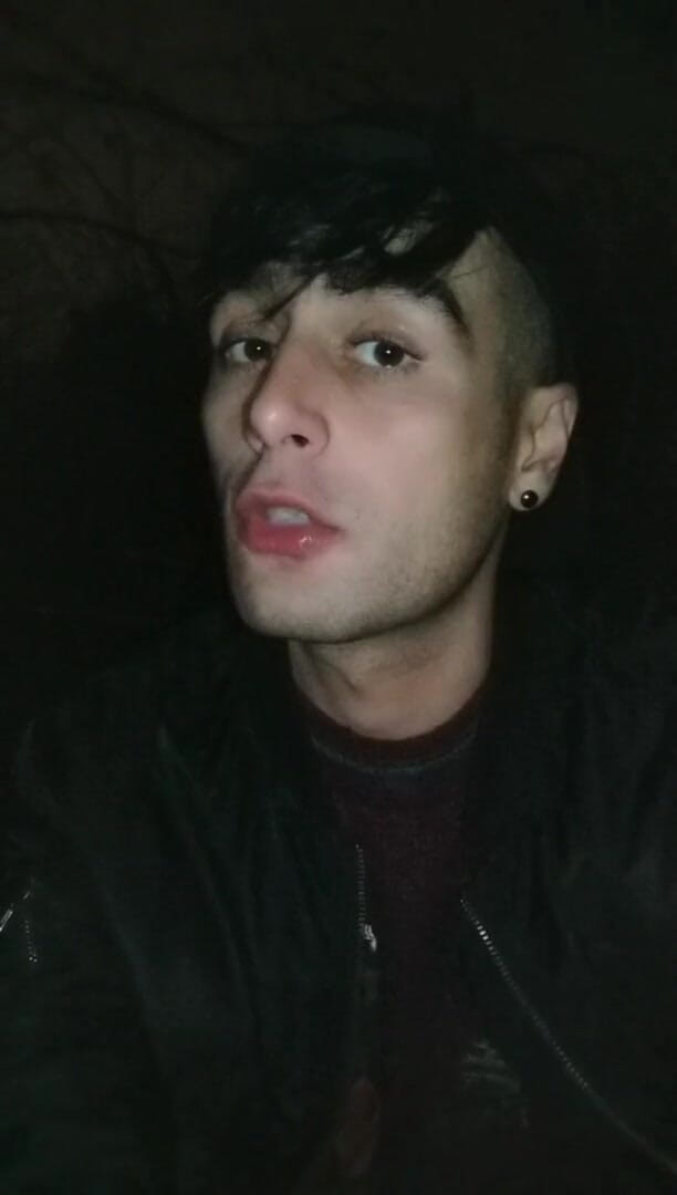 Idmir Sugary: Menelan air mani tanpa nama selepas menghisap zakar di luar...