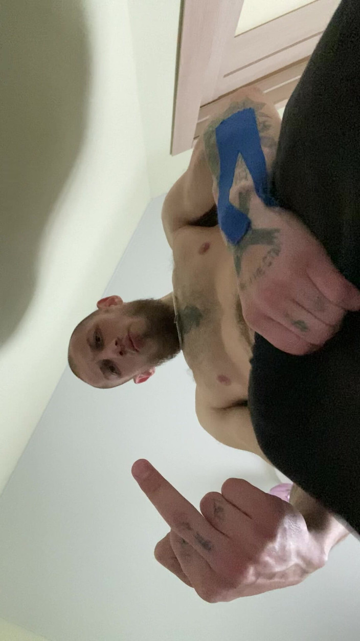 Hunky time: Táta ukazuje tlustého ptáka