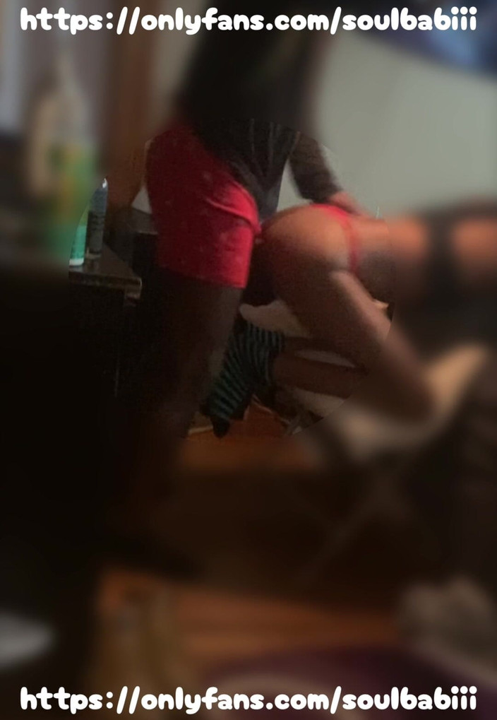 Soulbabii: 彼氏が帰ってくる前に急いで私をファックしてください