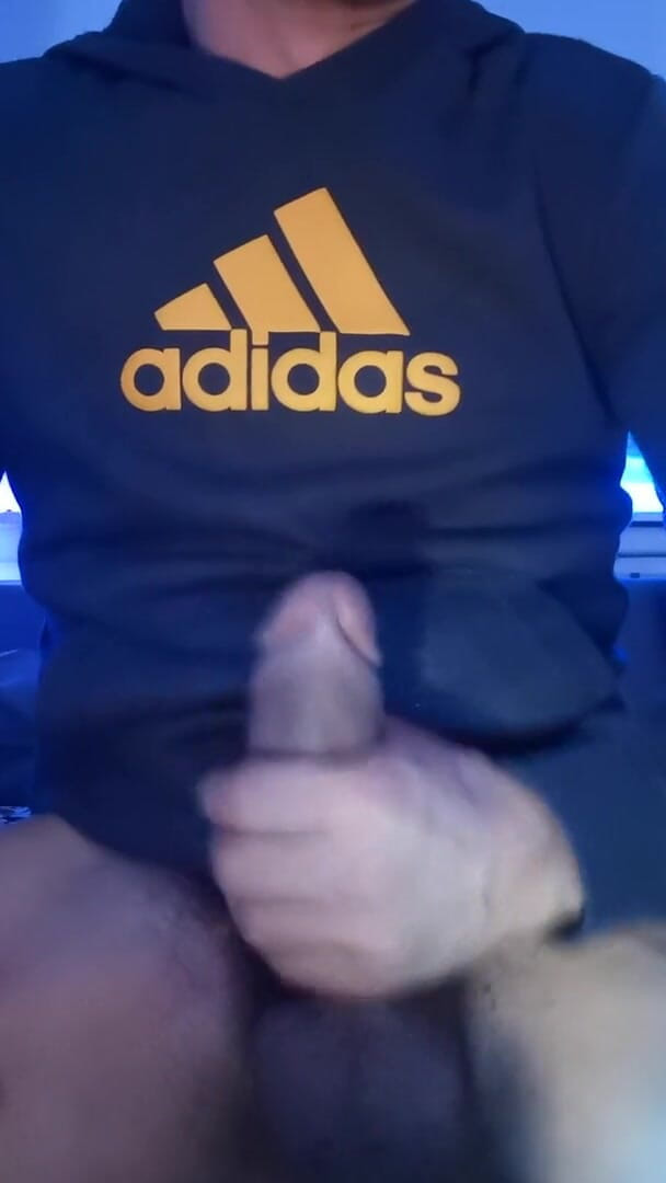 Costiro: Cơ thể gợi cảm bắn tinh mạnh bạo!