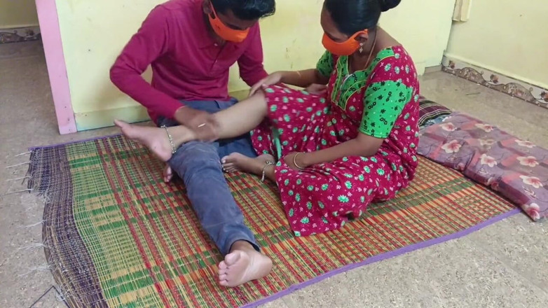 Mami4711: देसी मोनिका की चुदाई