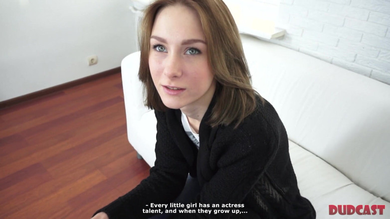 Dud Cast: Experienced Cameraman Fucks Teens Vol.4