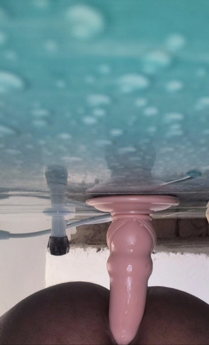 King6: 6 palců dildo šuká můj hladový zadek