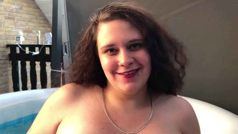 AmateurBBW: Would like more ?
