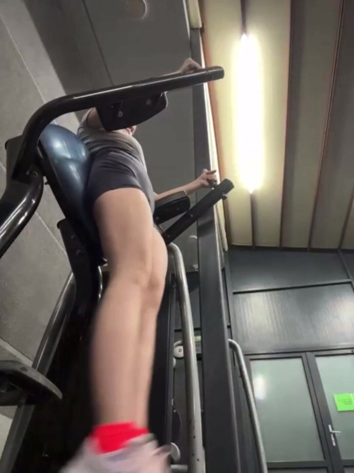 JuiceLussie: Treino com gordinha gostosa em Leggins
