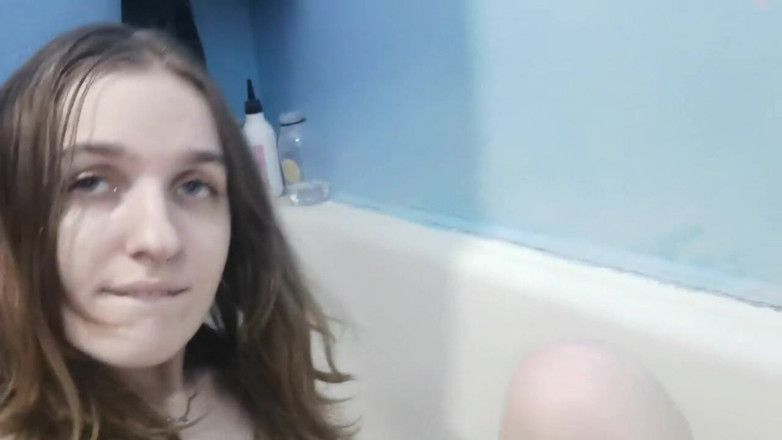 Nitosha: A 5-minute Video of Me in the Bath Playing with My...