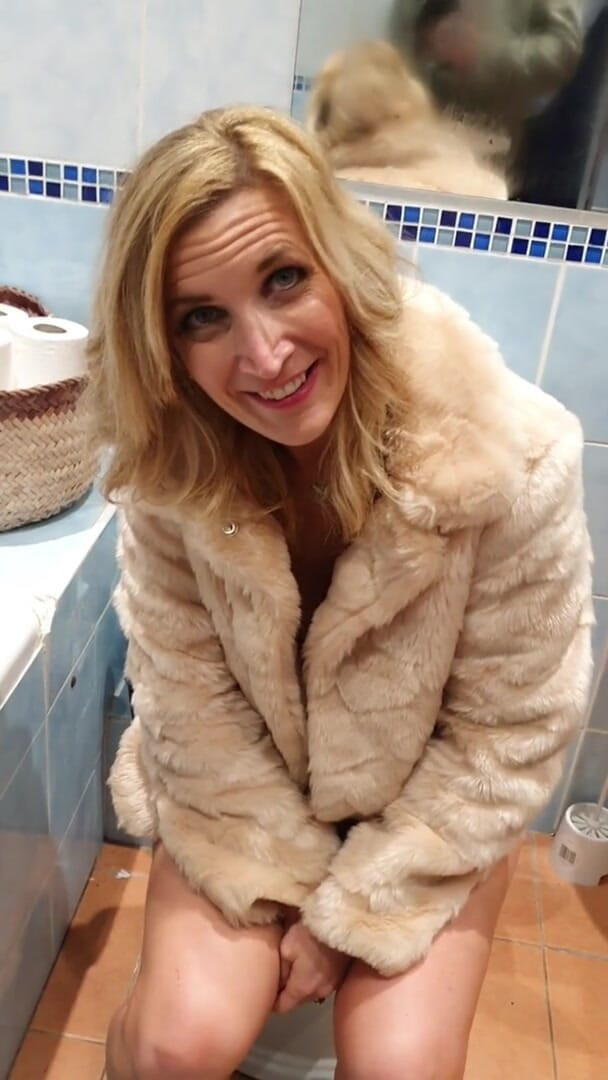 Serenexx: İşerken göğüslerimi teşhir edeceğim! Serenexx