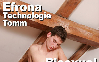 Picticon BiSexual: Efrona & Technologie &tmm, une biexuelle se fait baiser, éjacs anales, GMCZ0148