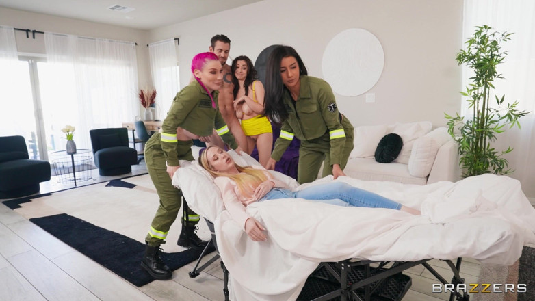 BRAZZERS: Brazzers - Chloe Surreal Sedang Berkongkek Bertetek Dengan Seorang Lelaki Berkahwin, 2...