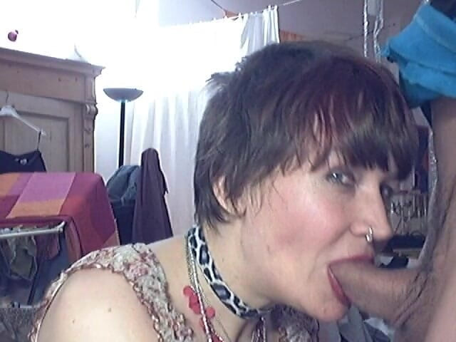 Diara Royal: Short hair pretty girl Chiara sucks his nice cock