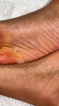 MILF Spits on Her Feet for You to Worship