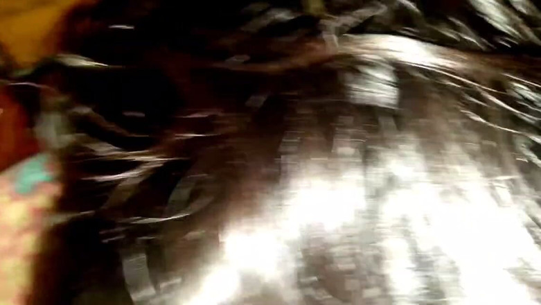 Local hard fucker: Bhabhi kampung desi India berkongkek dengan abang tirinya