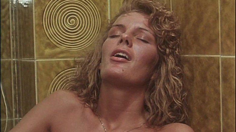 Inthe MILF room: Người quản lý phụ nữ trẻ, moana: chơi ba người...