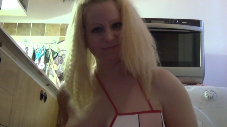 All Those Girlfriends: Chubby blonde Nicol fingers her wet cunt