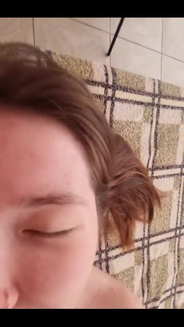 Waldemaria: Скачка на хуе и сперма на мне