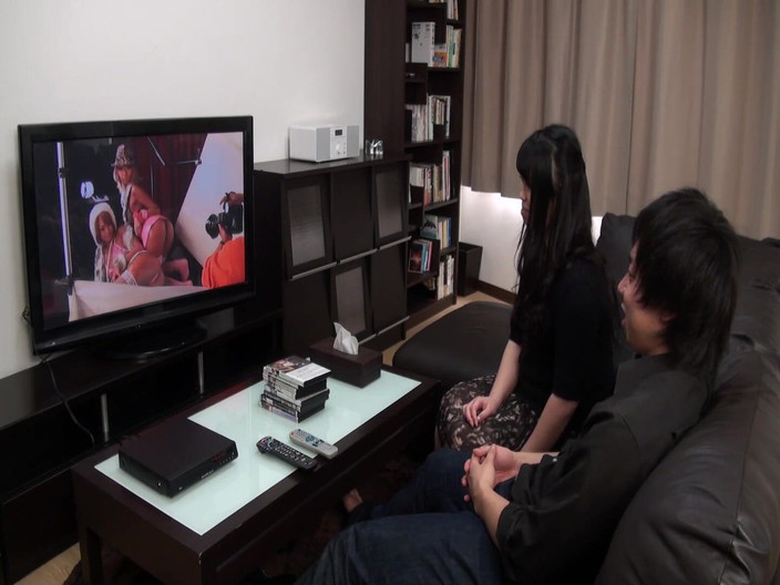 Raptor Inc: 내 사위와 포르노를 보는 중...