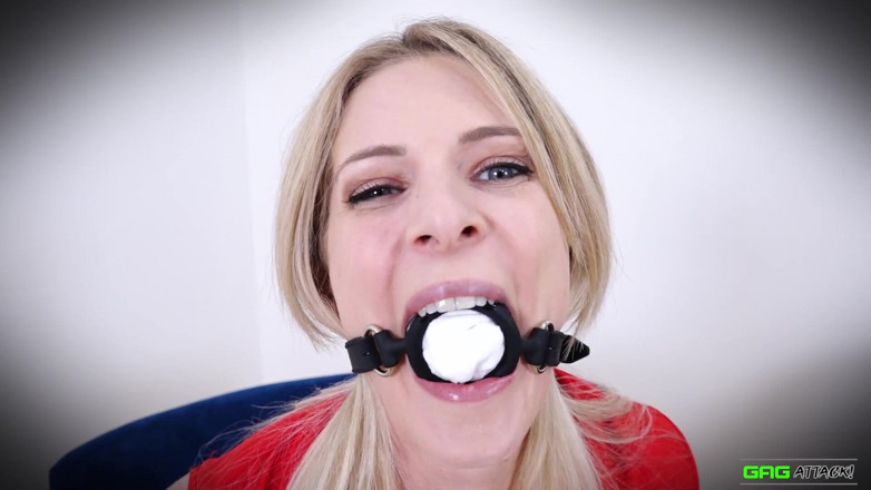 Gag Attack: Rebecca Leah - Multiple gag devices
