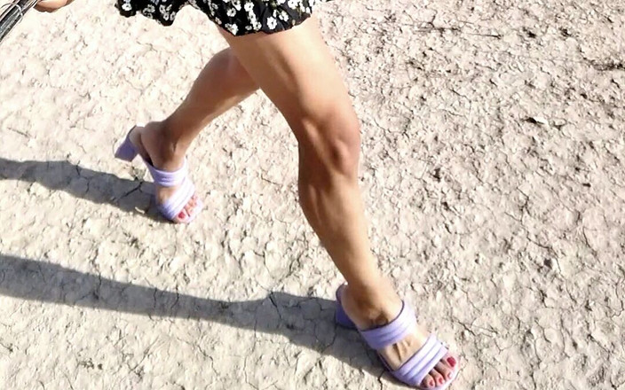 Misaelechowski: Schöne transnackte füße mit sehr heißem schlamm