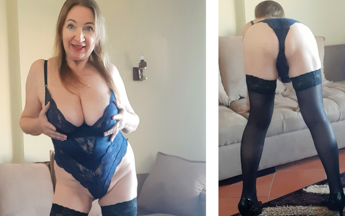 MariaOld: Heiße vollbusige MILF in sexy dessous, schwarzen strümpfen und High...