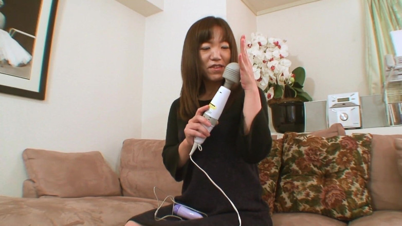 Japan Lust: Japanese cougar squirts all over the couch in anticipation
