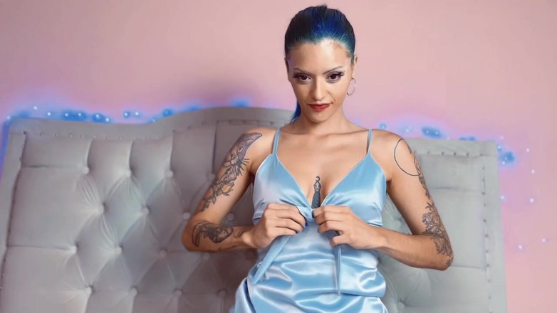 Steff Crime: Un oral adânc în gât cu un final umed fericit, Acesta...