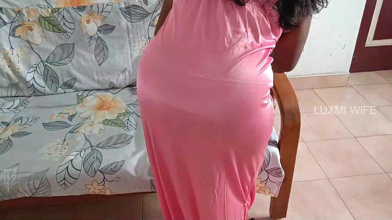 Luxmi Wife: Storia di sesso - esperienza prima notte - parte 2