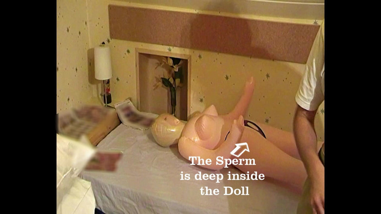 Mark Hannes: Гола sexdoll трахається, мастурбація крупним планом, накачування пеніса