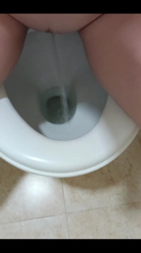 Dessperate Pissing