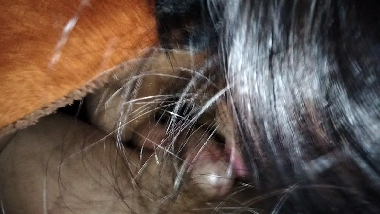 JovencitasMexicanas: 隣人が私の部屋で私のチンポをしゃぶる