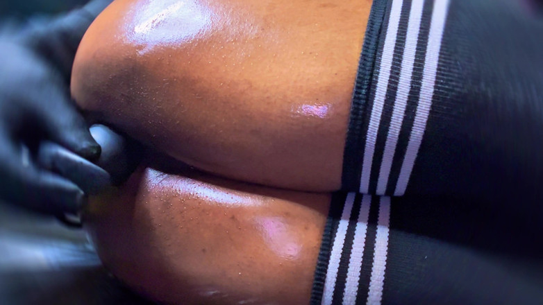 Ms300 Sarazia Exotic: Allargo La Mia Figa Parte 1